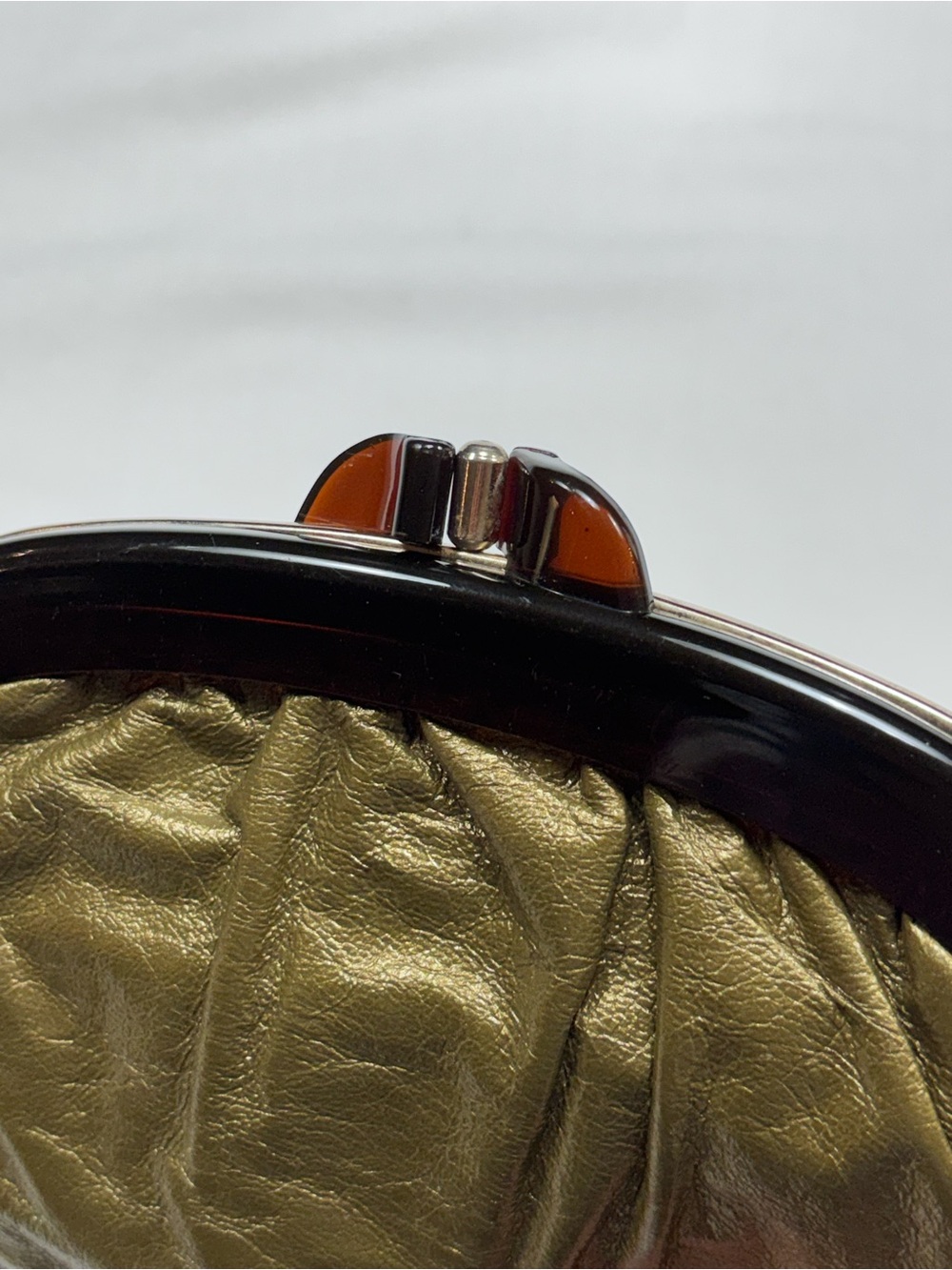Vintage Italian Genuine Leather Metallic Gold Kiss-Lock Clutch Purse - Picture 10 of 16